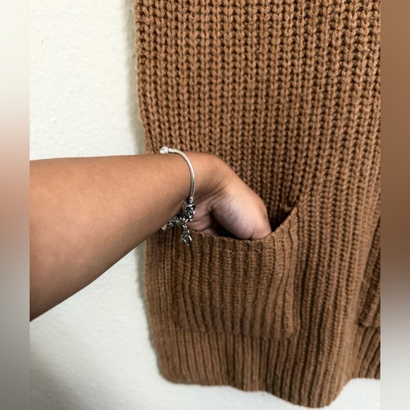 Anthropologie Moth Vneck Sleeveless Wool Blend Sweater - Picture 7 of 11